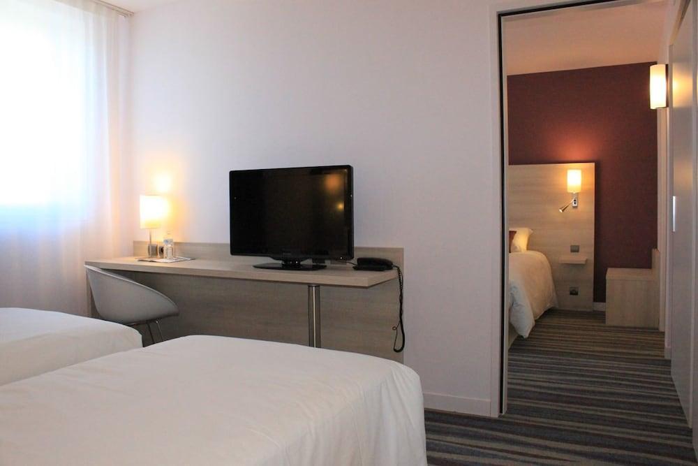 Brit Hotel Vendee Mer Les Achards  Exteriör bild